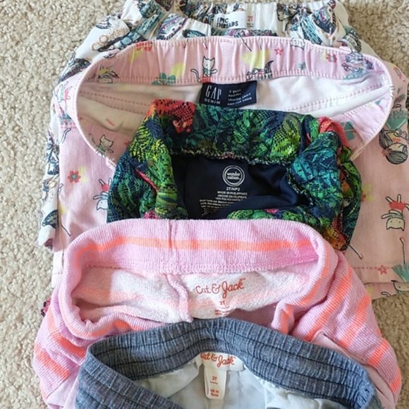 2T Girls Shorts Bundle - Picture 8 of 10